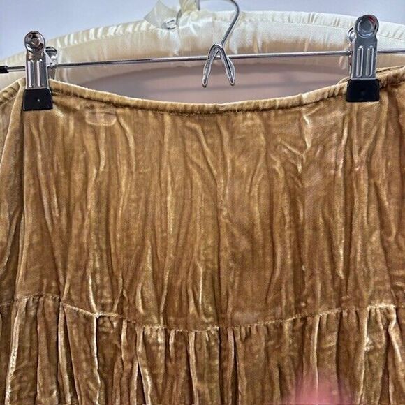 CACHE Crushed Velvet Tiered Ruffle Skirt Gold Womens Size 8 Whimsy Goth - Picture 14 of 15